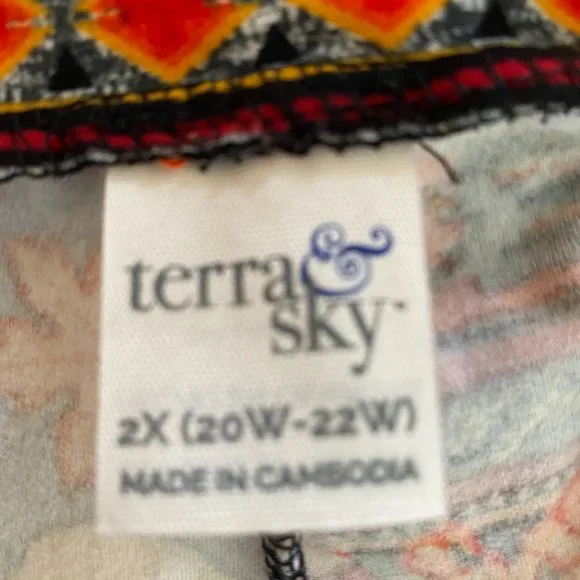 Terra & Sky Fall / Halloween Print Capri Leggings NWOT Women's Size 20-22 W (XL) - Picture 11 of 11
